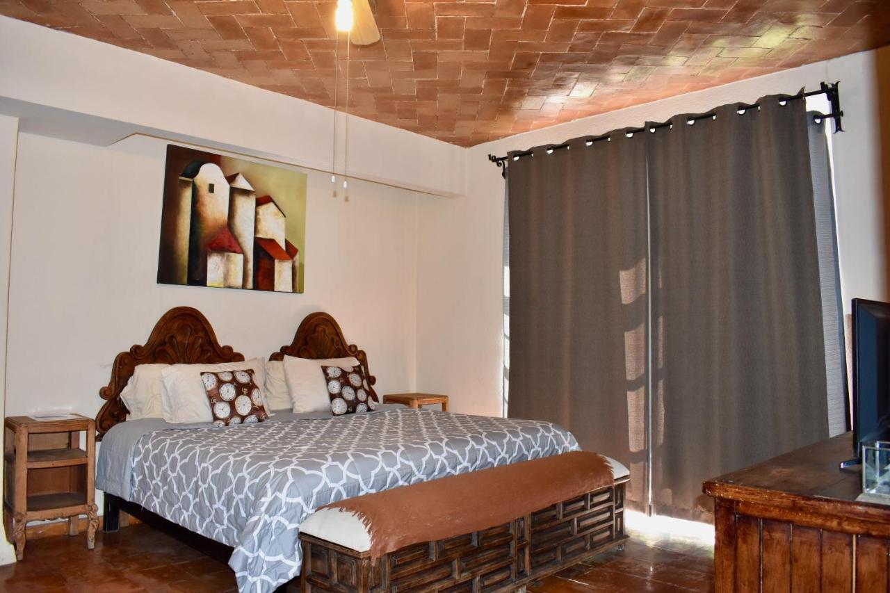 Casa Los Relojes Альенде Экстерьер фото